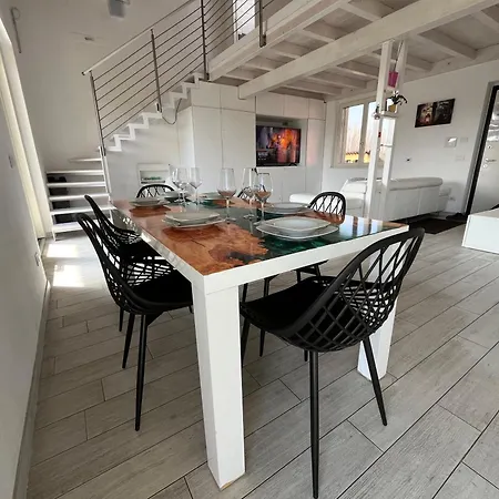 Charme Loft Appartamento Ispra